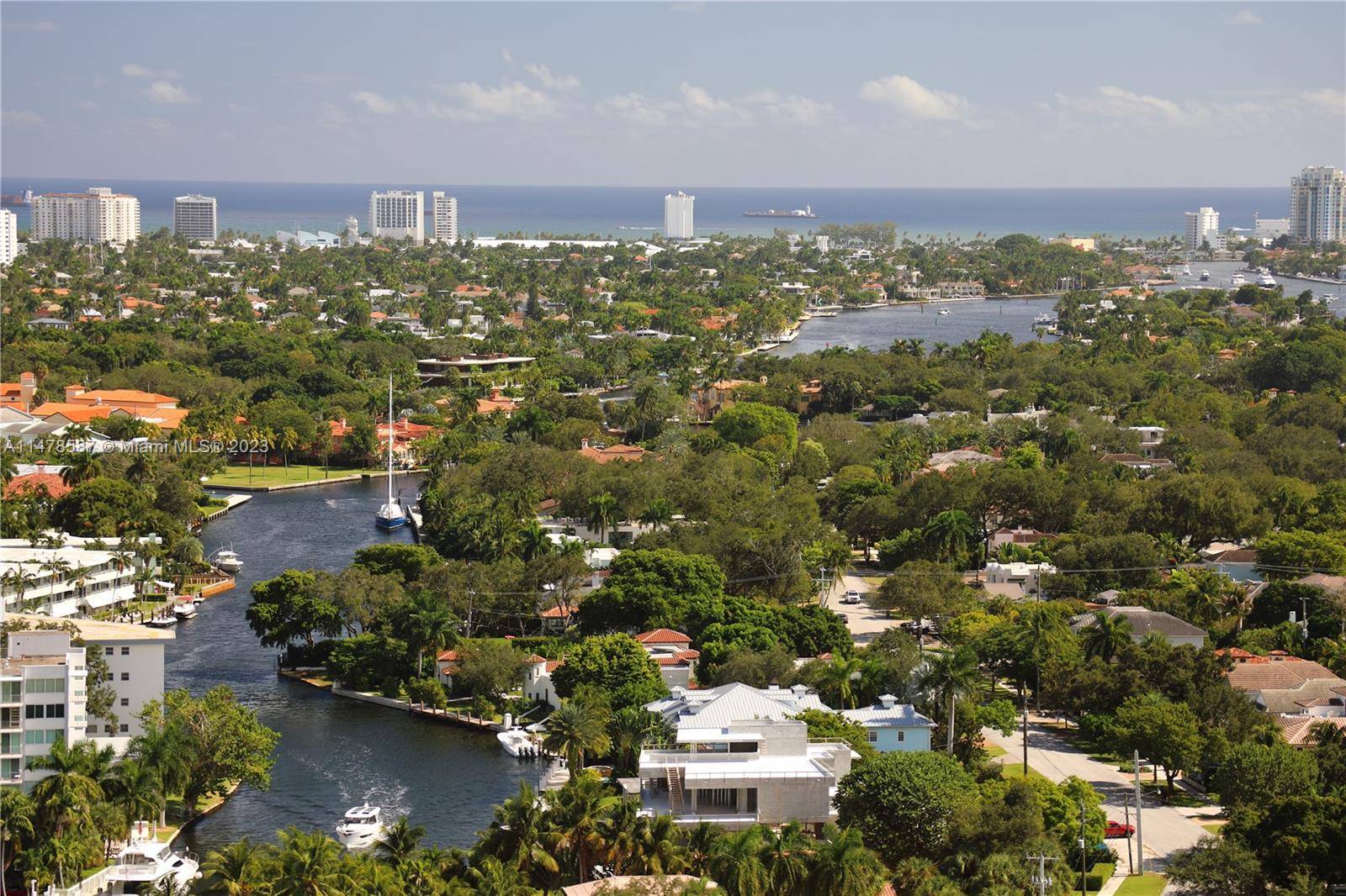 Breathtaking panoramic river, ocean, and intracoastal views.