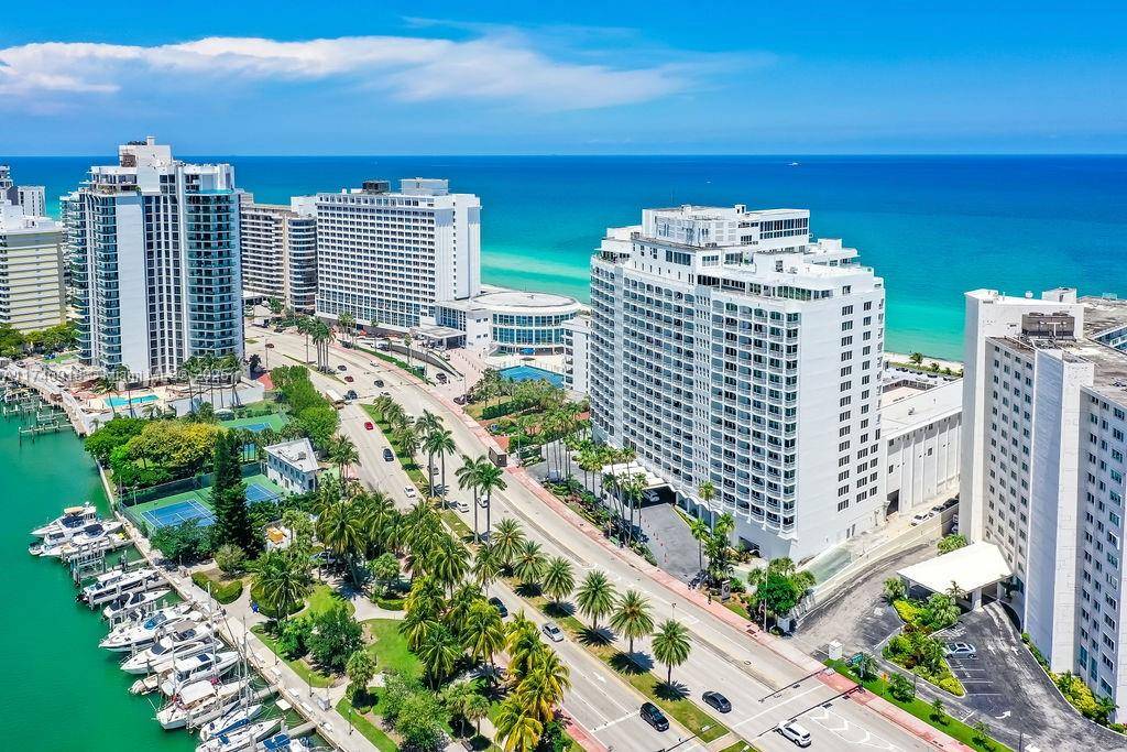 SPECTACULAR OCEAN VIEW FROM THIS LARGE AND COVERTED 2 BED, 2 BATH APT, COMPLETELY UPDATED, EXCELLENT CONDITION !
