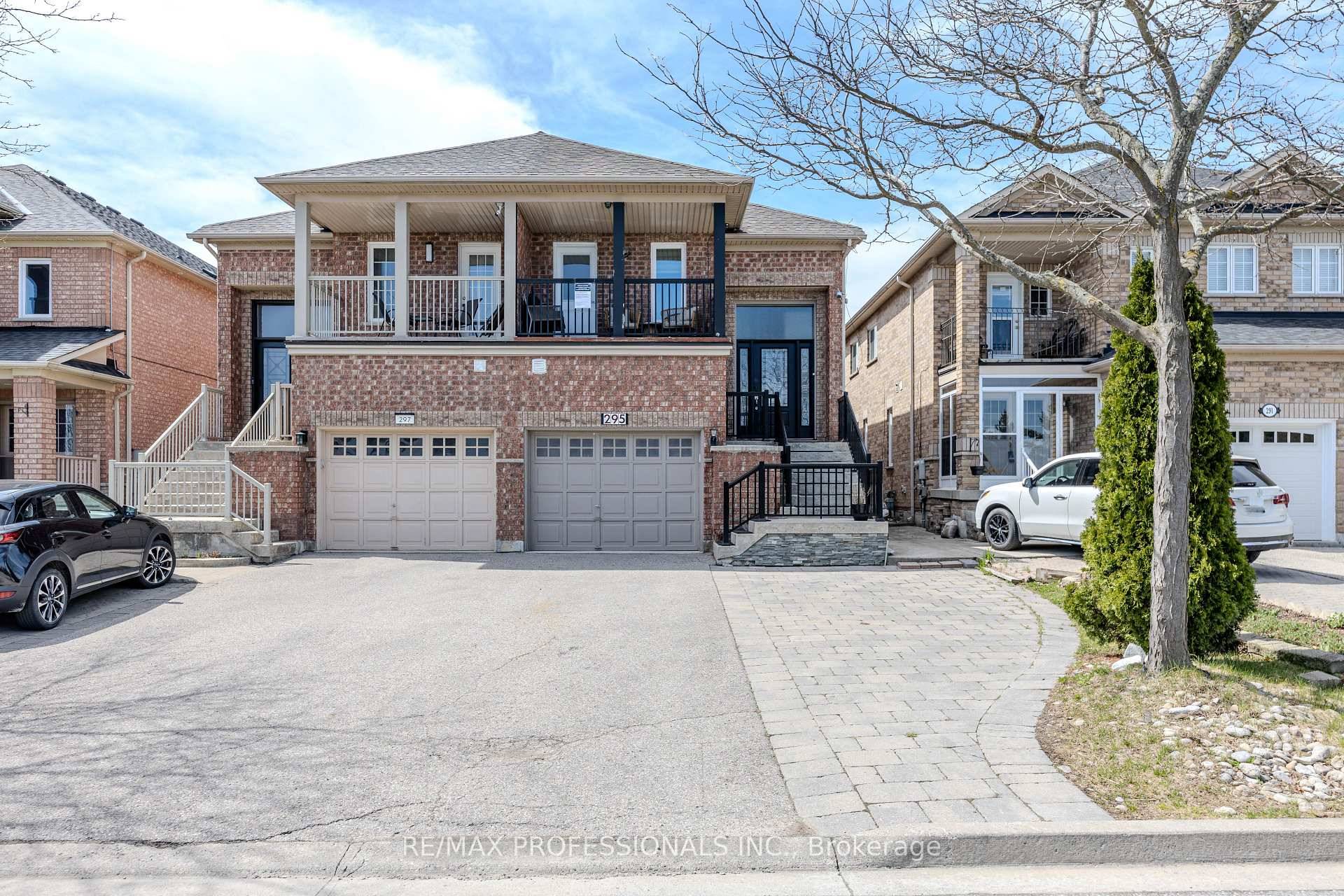 Experience comfort, convenience, and natural beauty in this beautifully fully renovated 3 bedroom, 2 bathroom ground floor unit in the highly desirable Velour Village neighborhood.