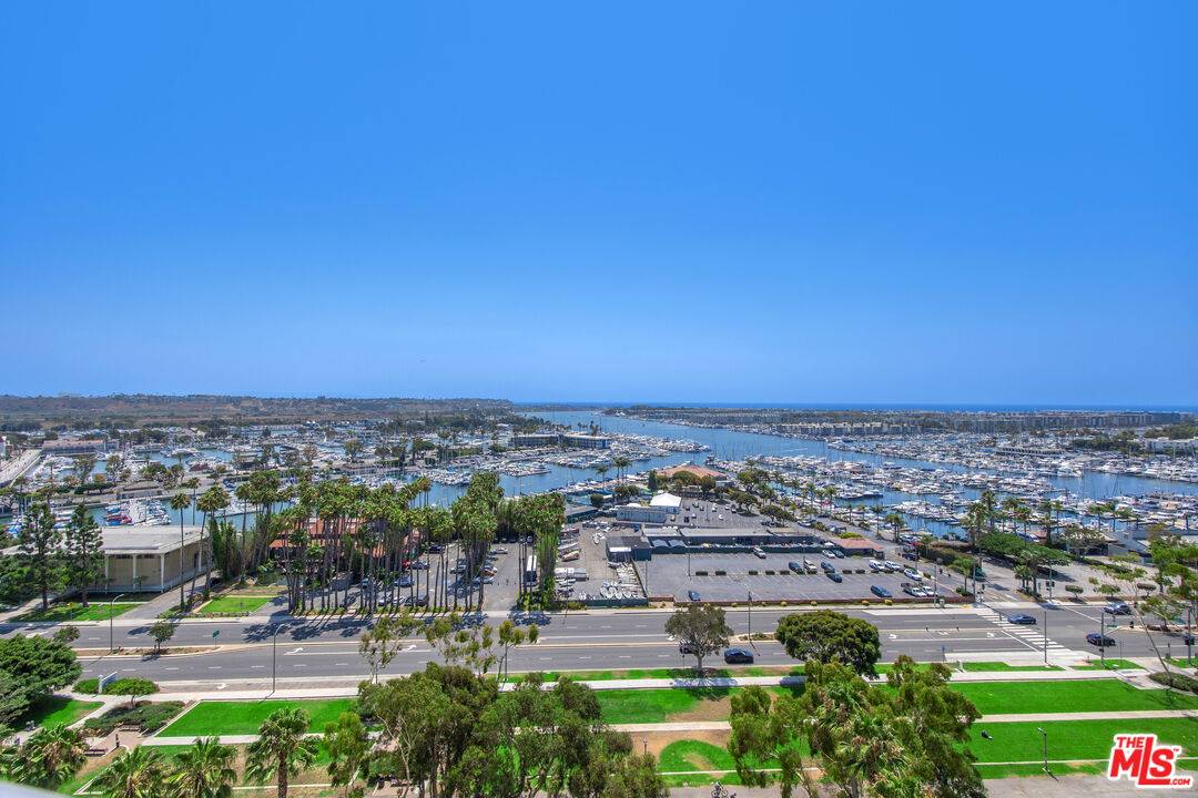 13650  MARINA POINTE DR 2BR Marina Del Rey La