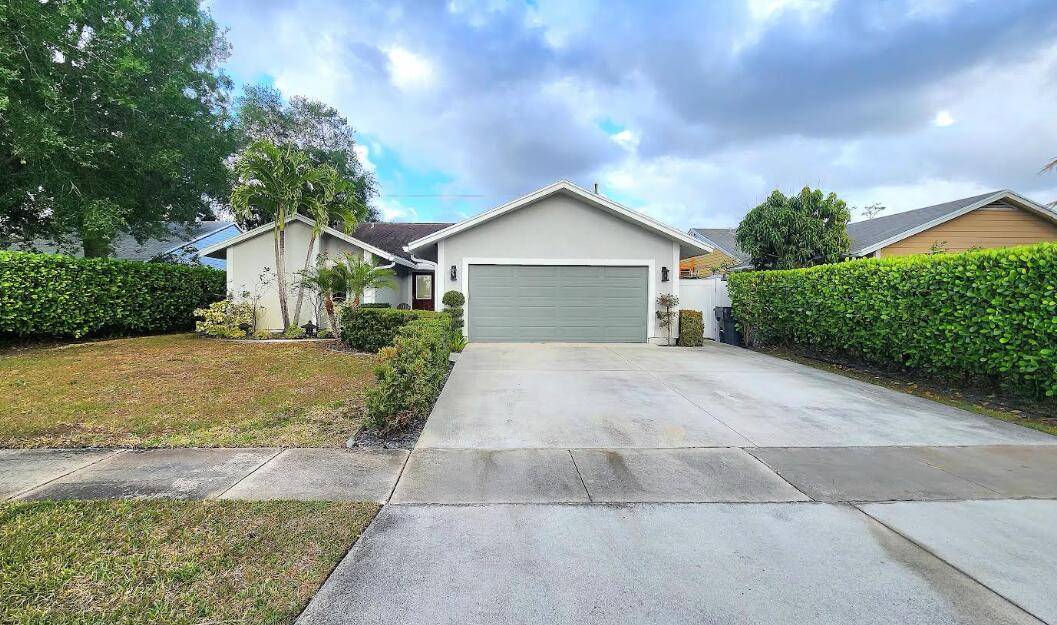 Tucked in a quiet, low HOA neighborhood with quick access to the Turnpike, this home offers comfort, convenience, and key upgrades.