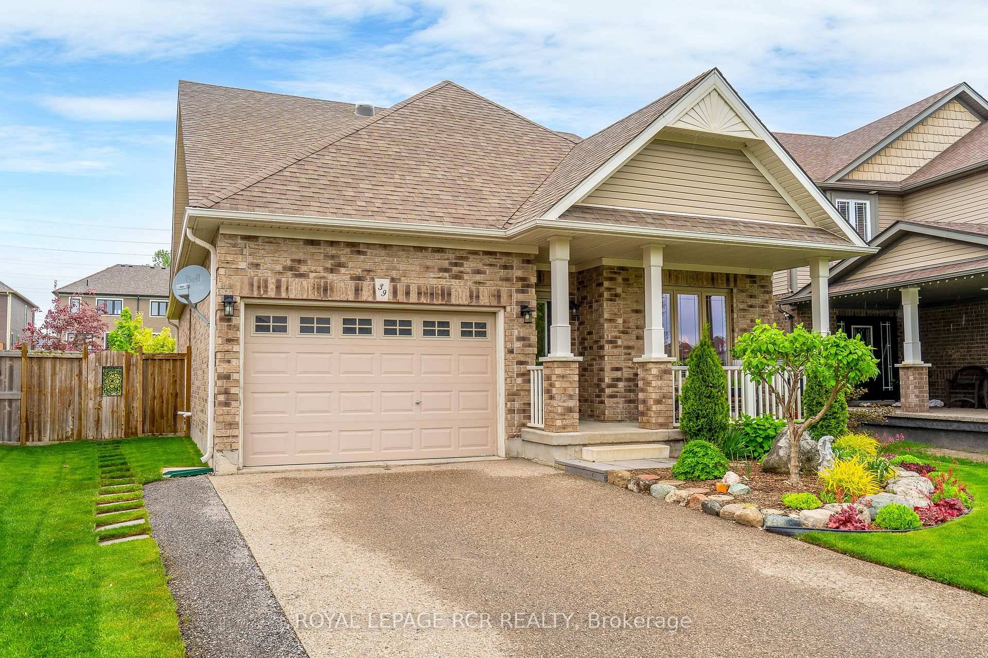 Welcome to this move in condition Bungalow on an oversized premium pie shaped lot over 72' across the rear This extended Black Ash model is much bigger than it looks ...