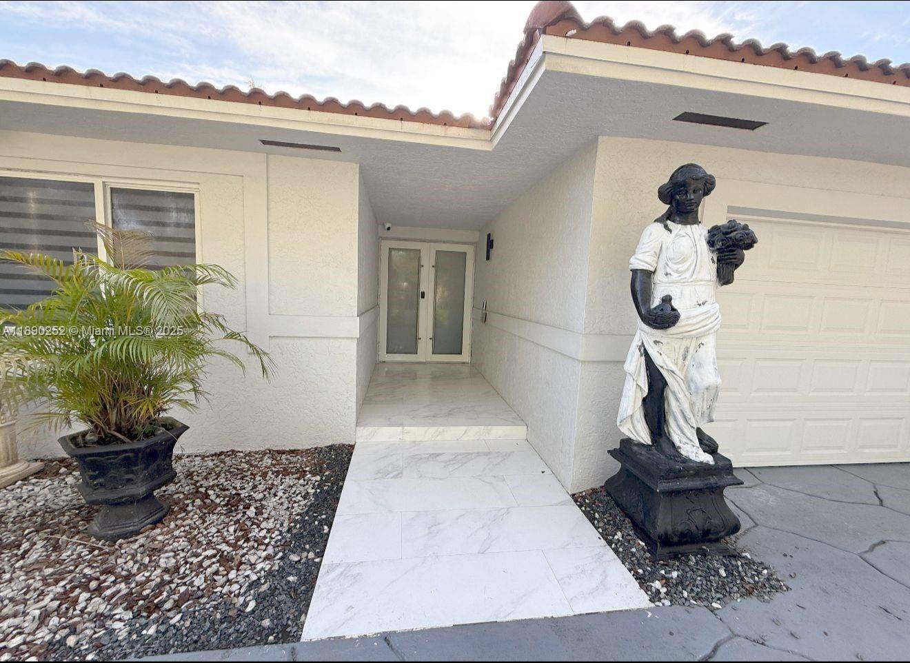 Great location recently remodeled a 4x3 plus an office single family home offers ample space in and out, brand new pool with Jacuzzi, All Impact doors and windows, new tankless ...