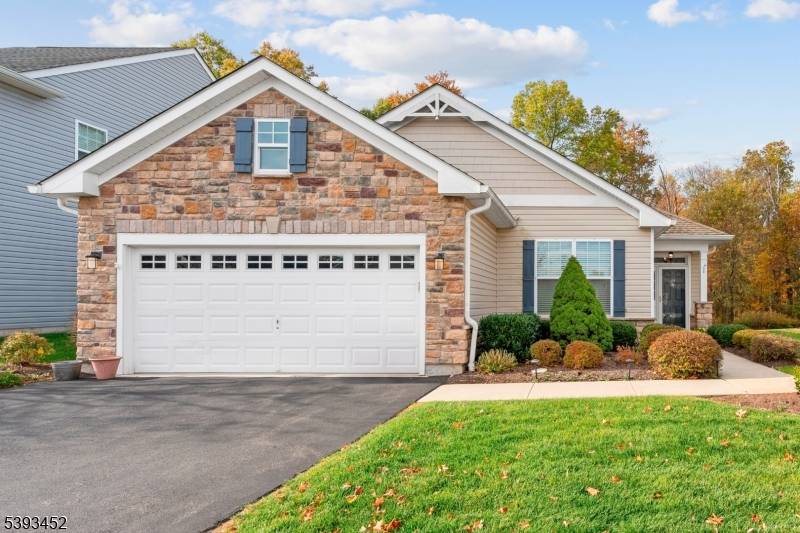 Welcome to Sterling Pointe, a premier 55 community in Somerset, NJ, where comfort, convenience, and connection meet.