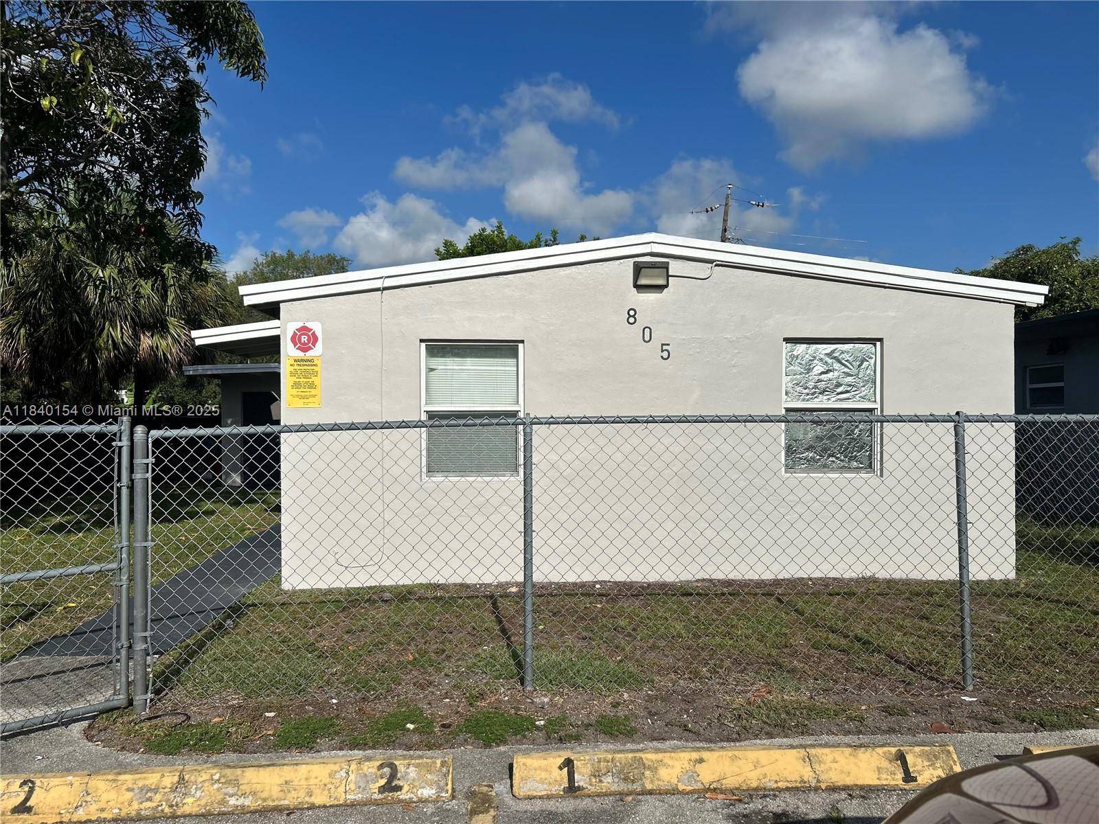 EXCEPTIONAL INVESTMENT OPPORTUNITY !