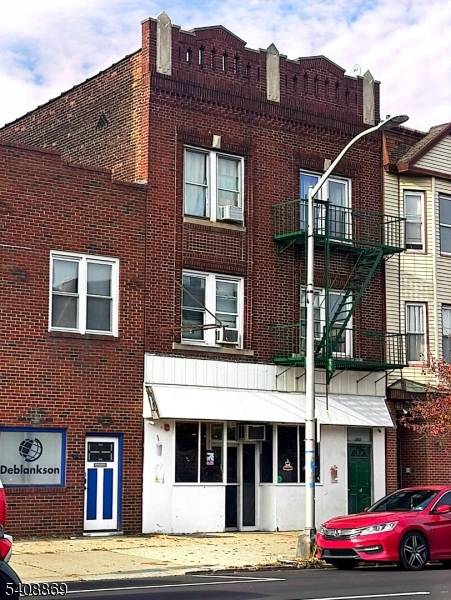 This 5 Residential Units ground floor store front solid brick mixed use property nestled in a neighbourhood that's actively growing and evolving, offering a strong and diversified income stream.