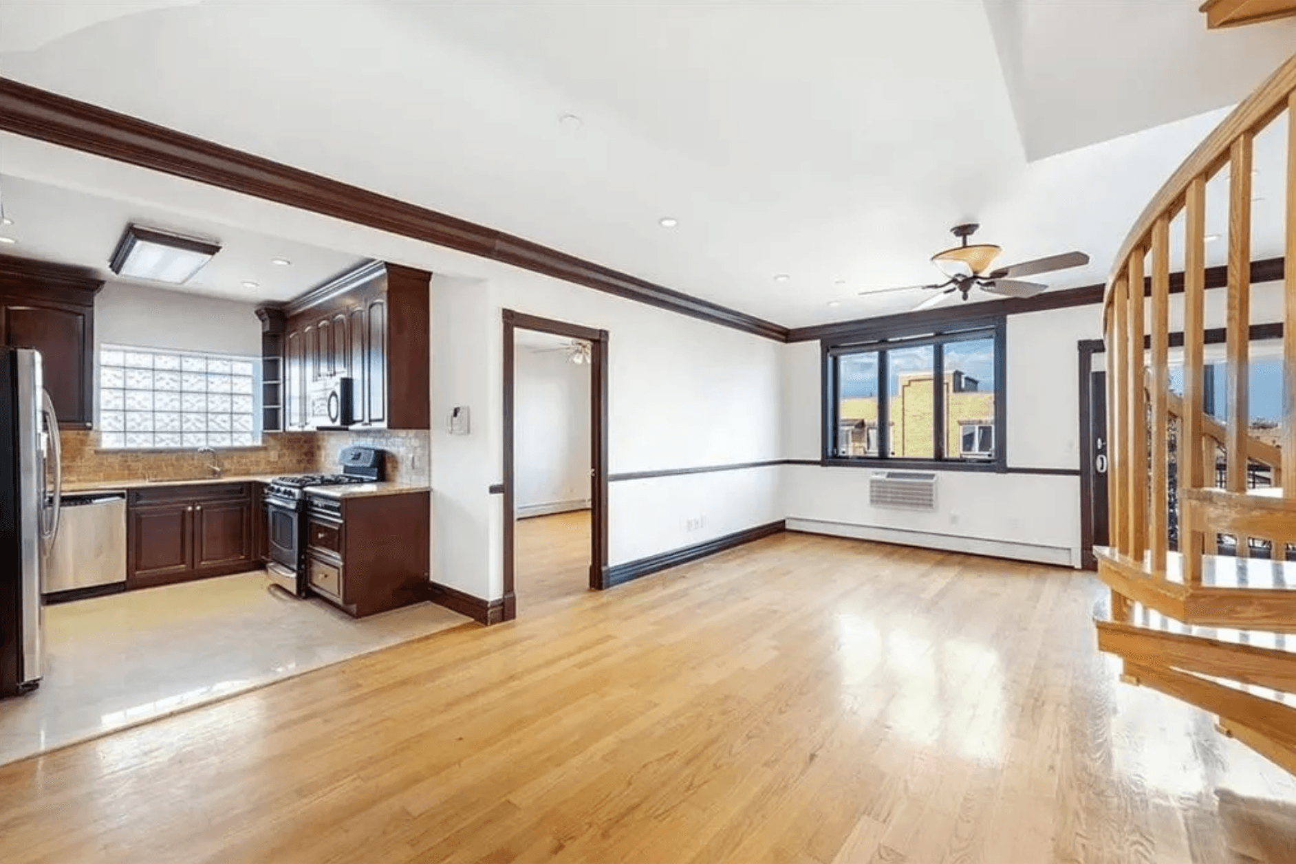 Spacious 3 Bedroom Condo with Private Roof Deck amp ; Parking Welcome to this bright and spacious three bedroom, two bathroom condo offering the perfect blend of comfort and convenience.