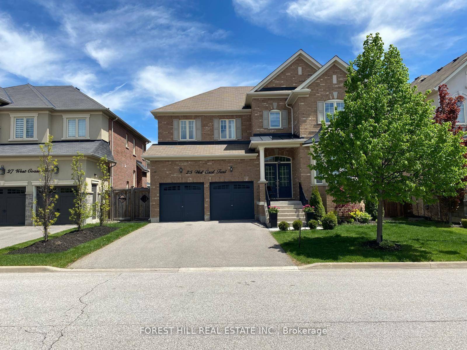 Welcome to 25 West Coast Trail, an exceptional executive residence nestled in the prestigious King Country Estates of Nobleton.