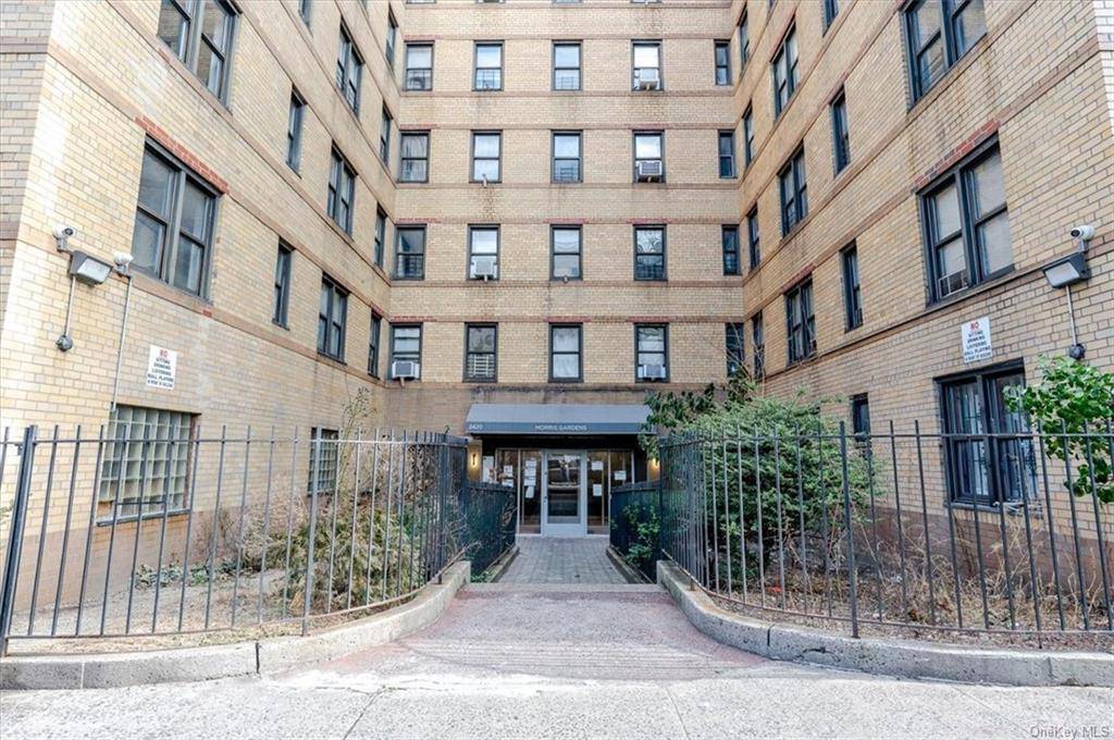 Christmas has come early this time of year Welcome, to this lovely well kept 2 bedroom 1 bath Co op unit.