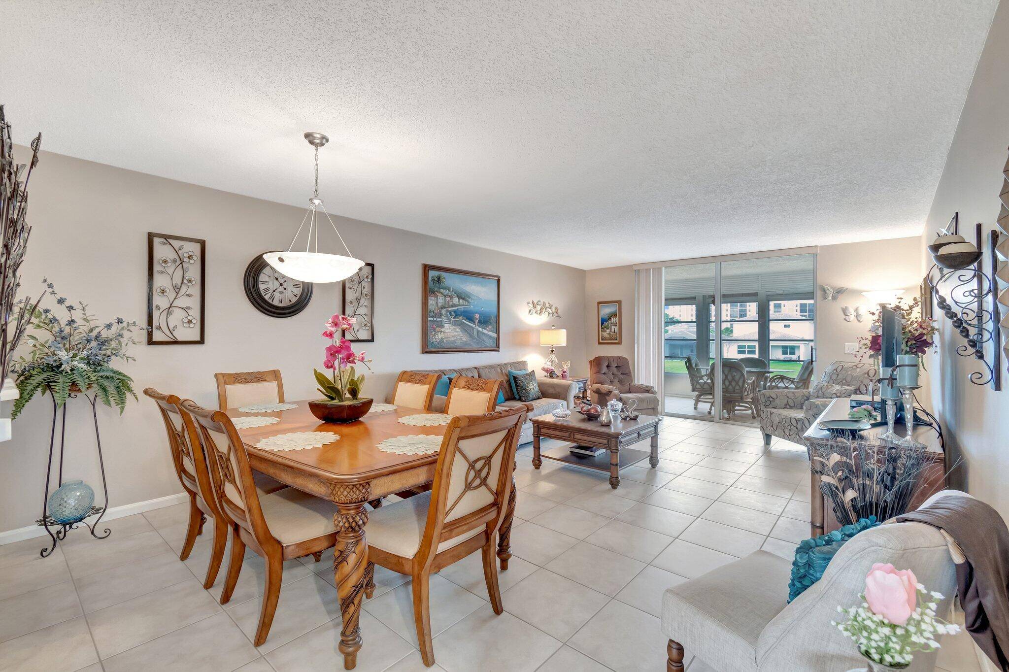 Three things to entice your buyer to purchase this dream condo 1.