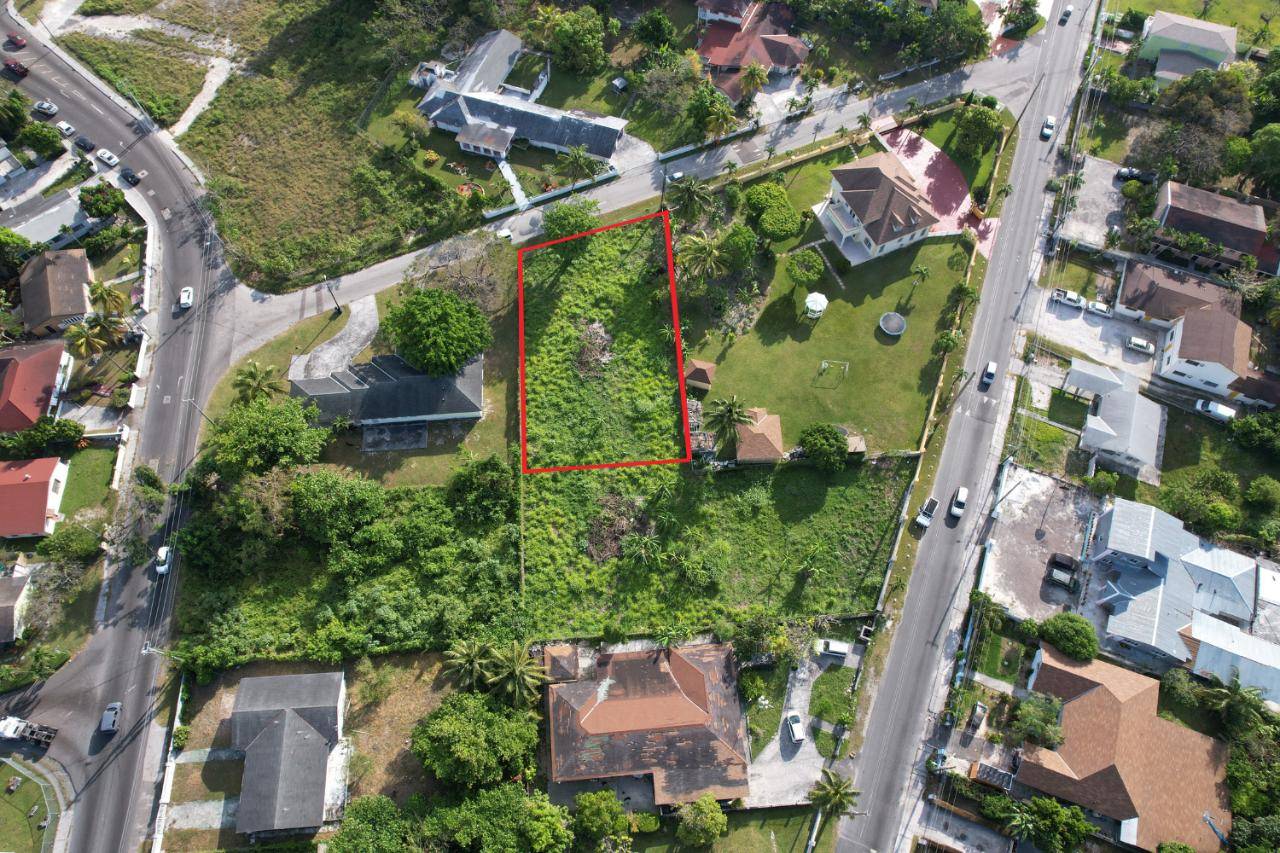 GLENISTON GARDENS SUBDIVI Land New-Providence