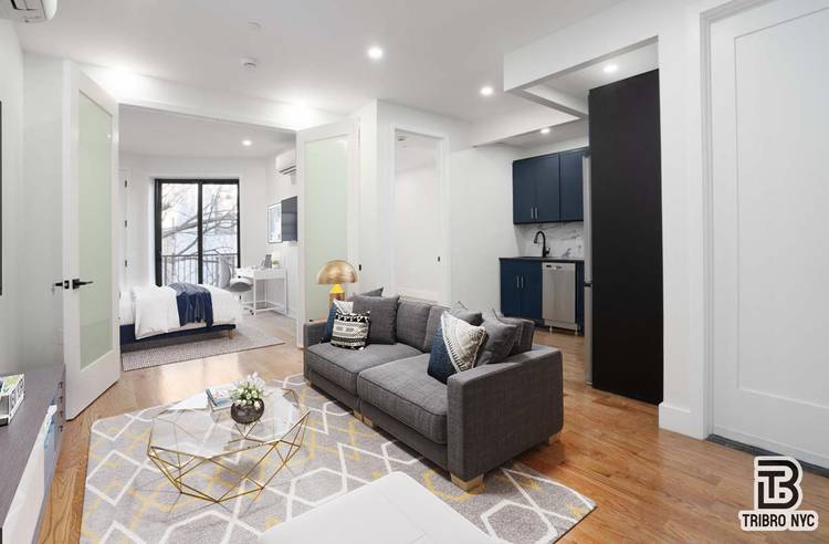 Brand New 2BR in Prime Williamsburg In Unit W D !