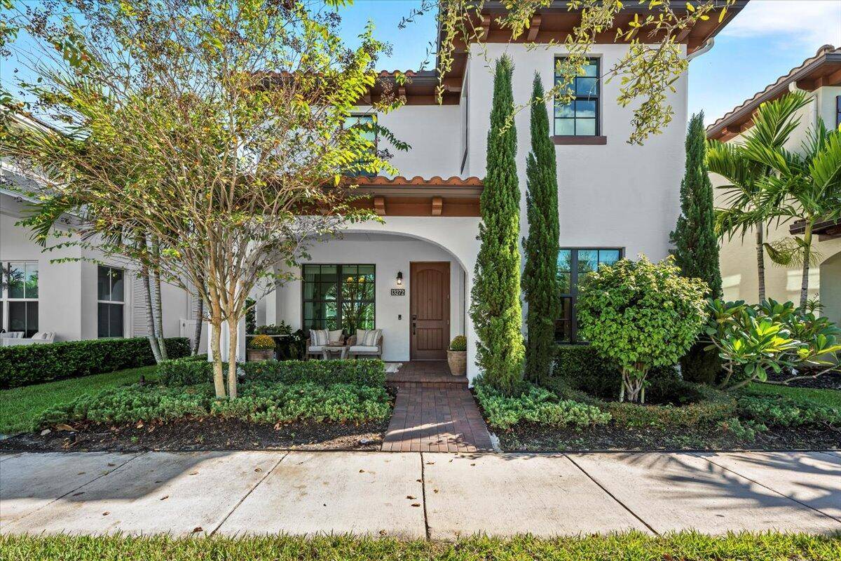 Alton's popular Park B Derby model featuring designer customizations from Interiors By Casa Mia, a customized European style courtyard and upgrades at every turn.