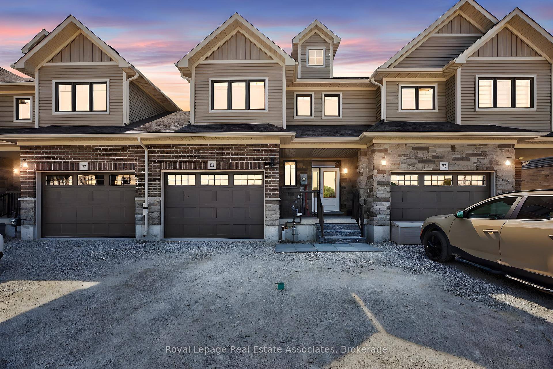 Welcome to your ideal short term retreat in Collingwood !