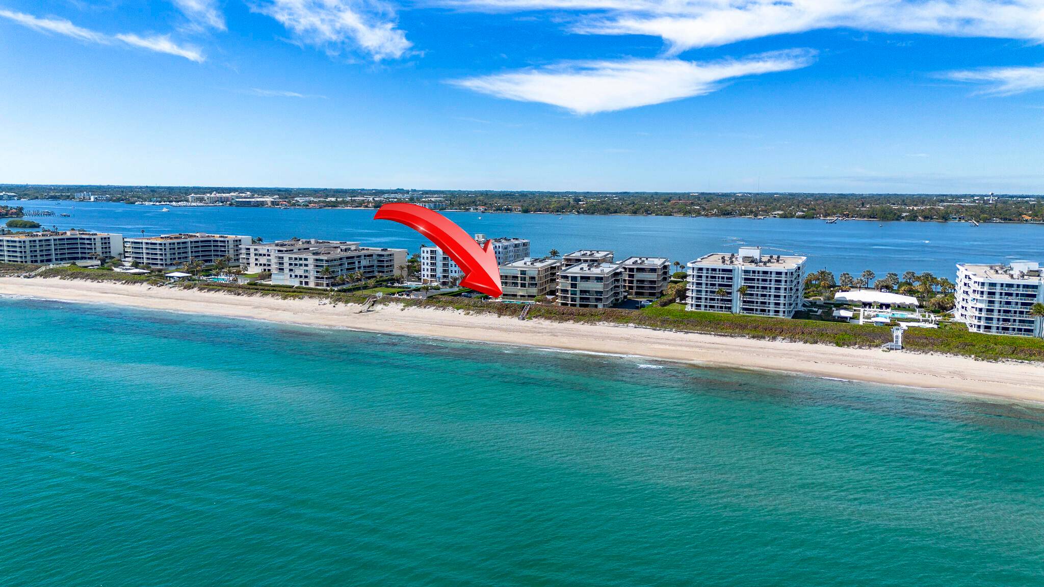 Stunning 2 bedroom, 2 Bath Ocean front condo 1st floor.