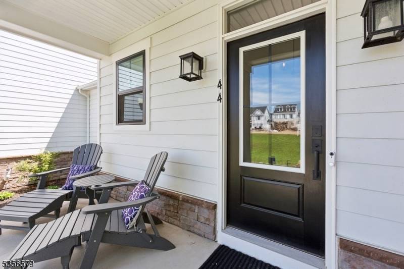 Immediate availability move in without the wait !