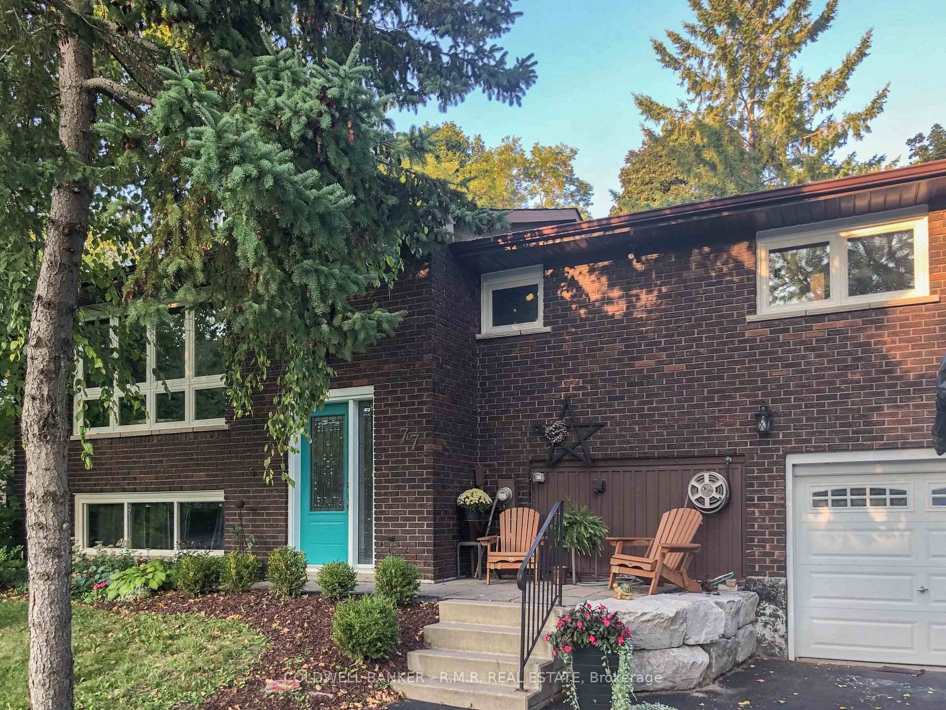 Beautifully Renovated 3 Bedroom Raised Solid Brick Bungalow in a Prime Uxbridge Location.