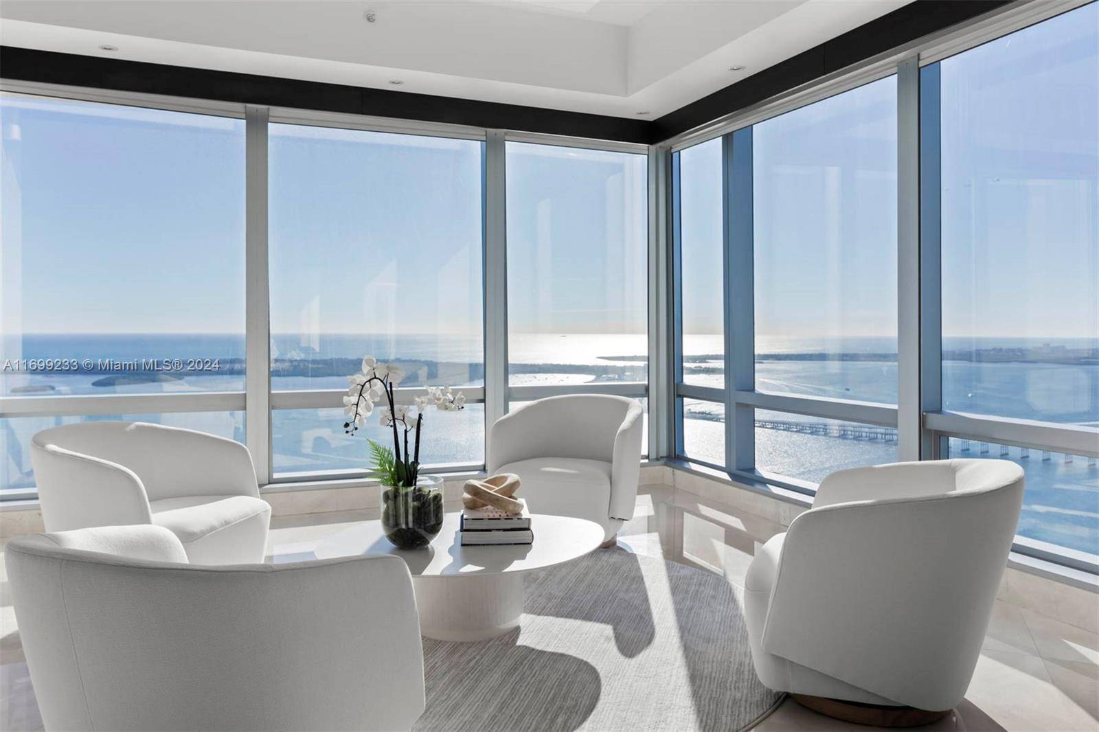 Four Seasons Miami located on Brickell Avenue Elevate your lifestyle in this magnificent corner residence with panoramic views from Key Biscayne to Miami Beach.