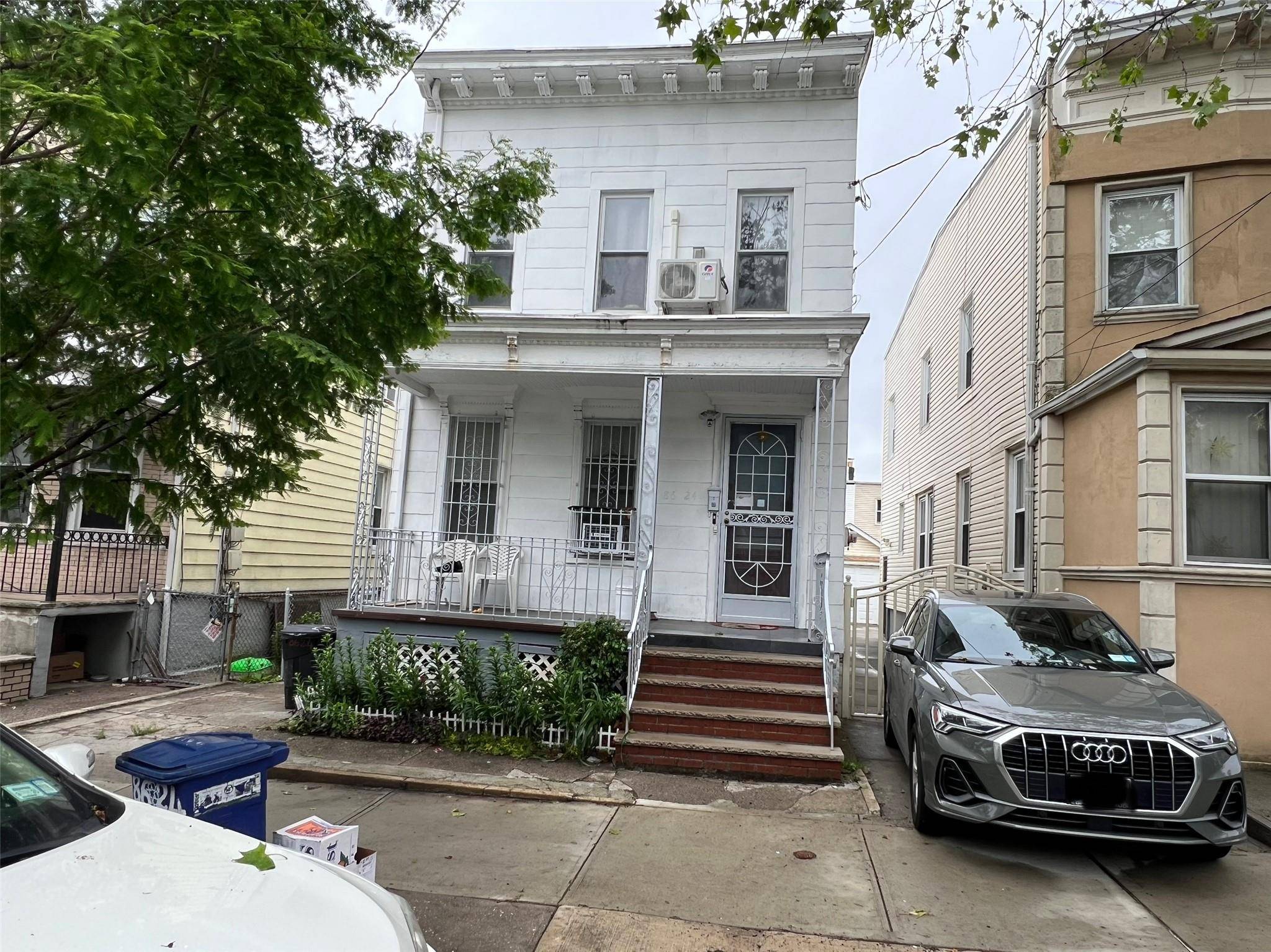 Discover this exceptional 1 family home featuring 4 bedrooms and 2 full baths.