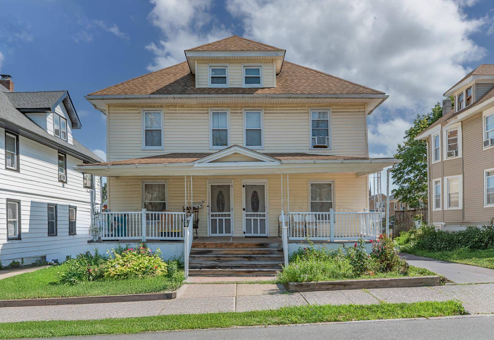 Discover exceptional rental income potential with this spacious six bedroom, two bathroom multi family property in the heart of Middletown.