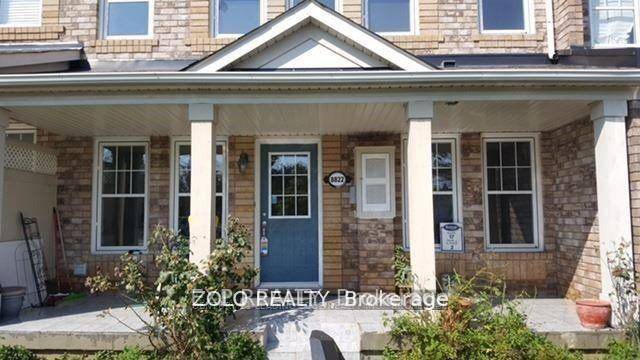 Beautiful, spacious and well maintained 4 bedroom, 3 washroom home, with TTC at your doorstep and just minutes to Hwy 401, walking distance to shopping centres, parks, and NEW recreational ...