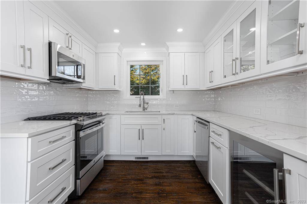 Welcome to your new 3 bedroom, 3 bathroom home in Fairfield.