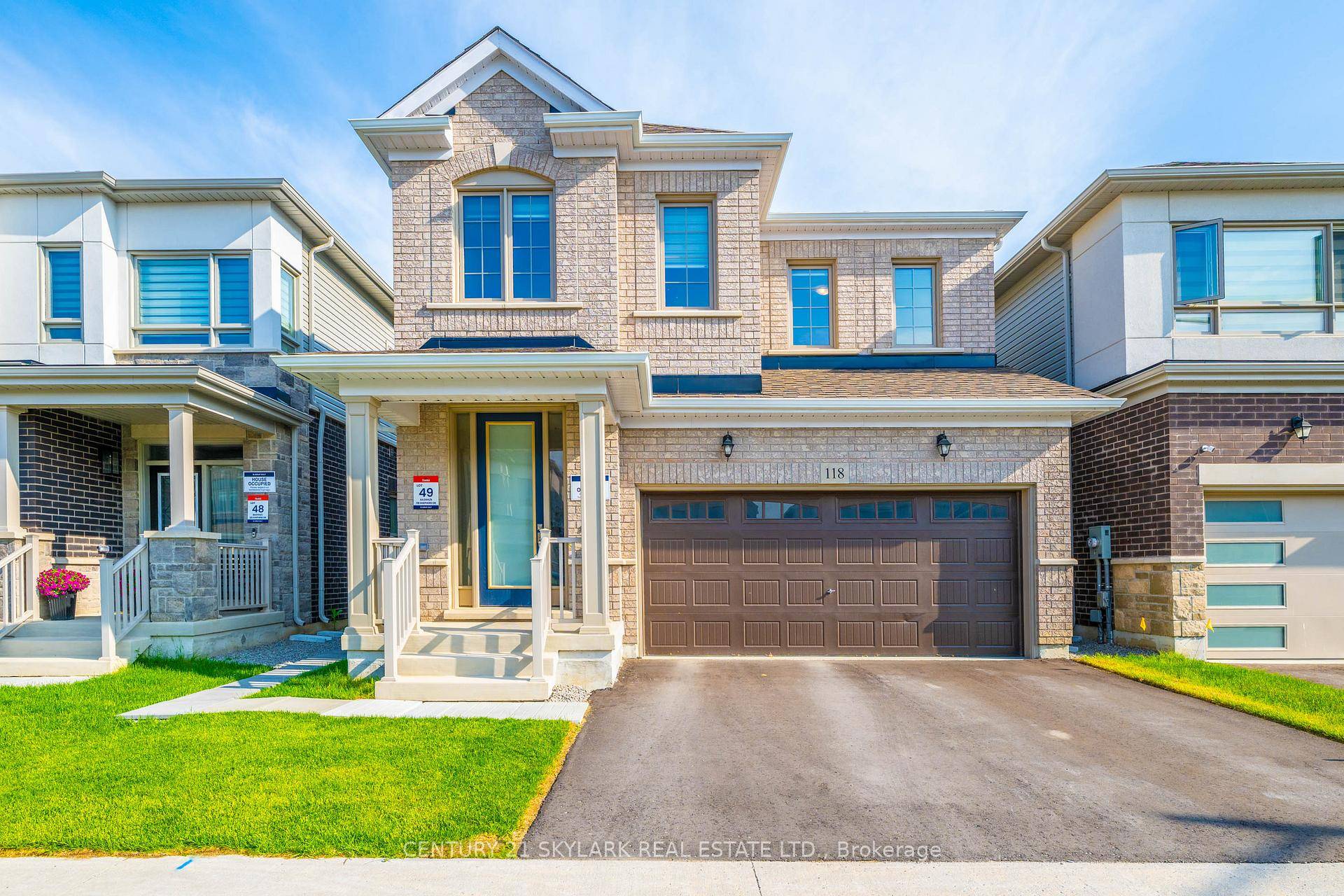 Stunning New Home, Sun Filled Open Concept, Large Windows Allowing For Plenty Of Natural Light, 9Ft Ceiling On the Main Floor, Gleaming Wood Floor On the Main Level amp ; ...