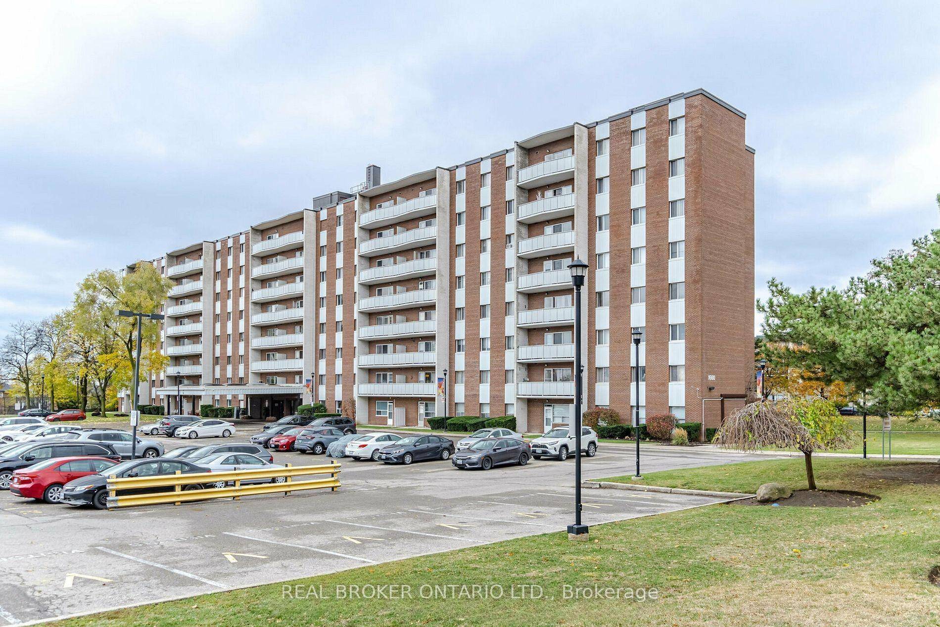 Welcome to 411 1660 Bloor St !