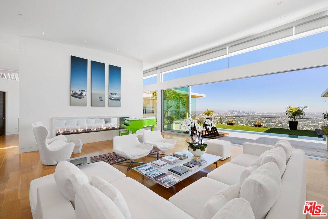 1476   Blue Jay Way 4BR Sunset Strip La