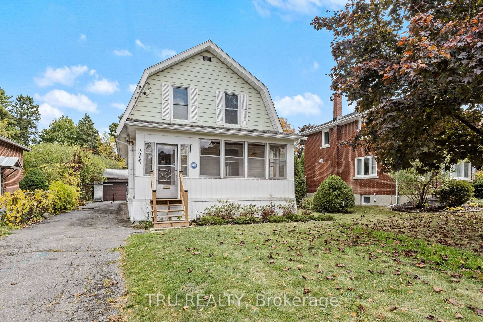 Welcome to this beautifully updated two storey detached home located in Ottawa's highly desirable Alta Vista neighborhood.