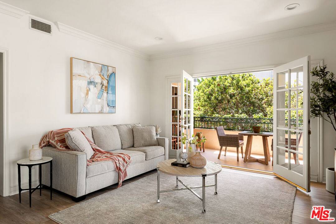 1707   Malcolm Ave 3BR Westwood La