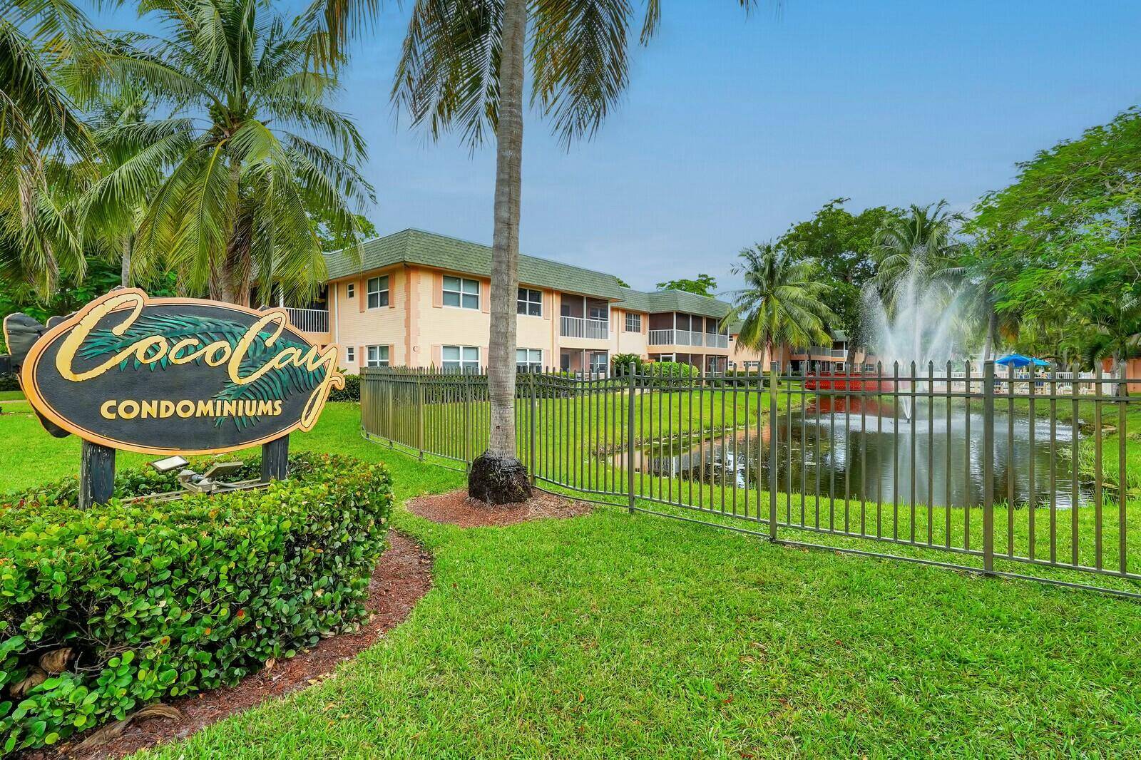 Wow ! Bright, clean and beautifully updated 1BR 1.
