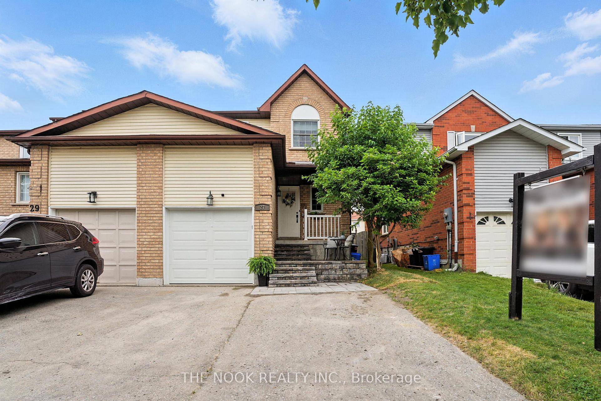 Nestled on a quiet court in one of Courtice's most sought after neighbourhoods, this stunning end unit townhome is the epitome of turnkey living !