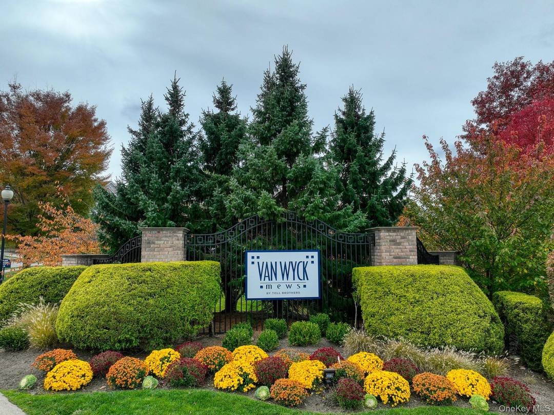 Welcome home for the holidays to this stunning 2 bedroom luxury condo in the vibrant heart of Fishkill.