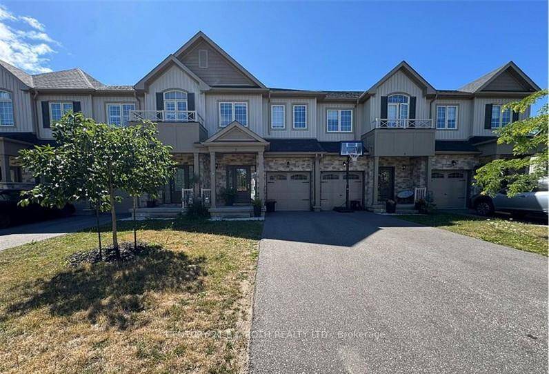 Freshly Built Townhome in a Prime Location !