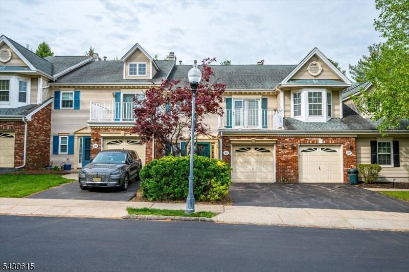 This Updated North East facing 3 bedroom 2.