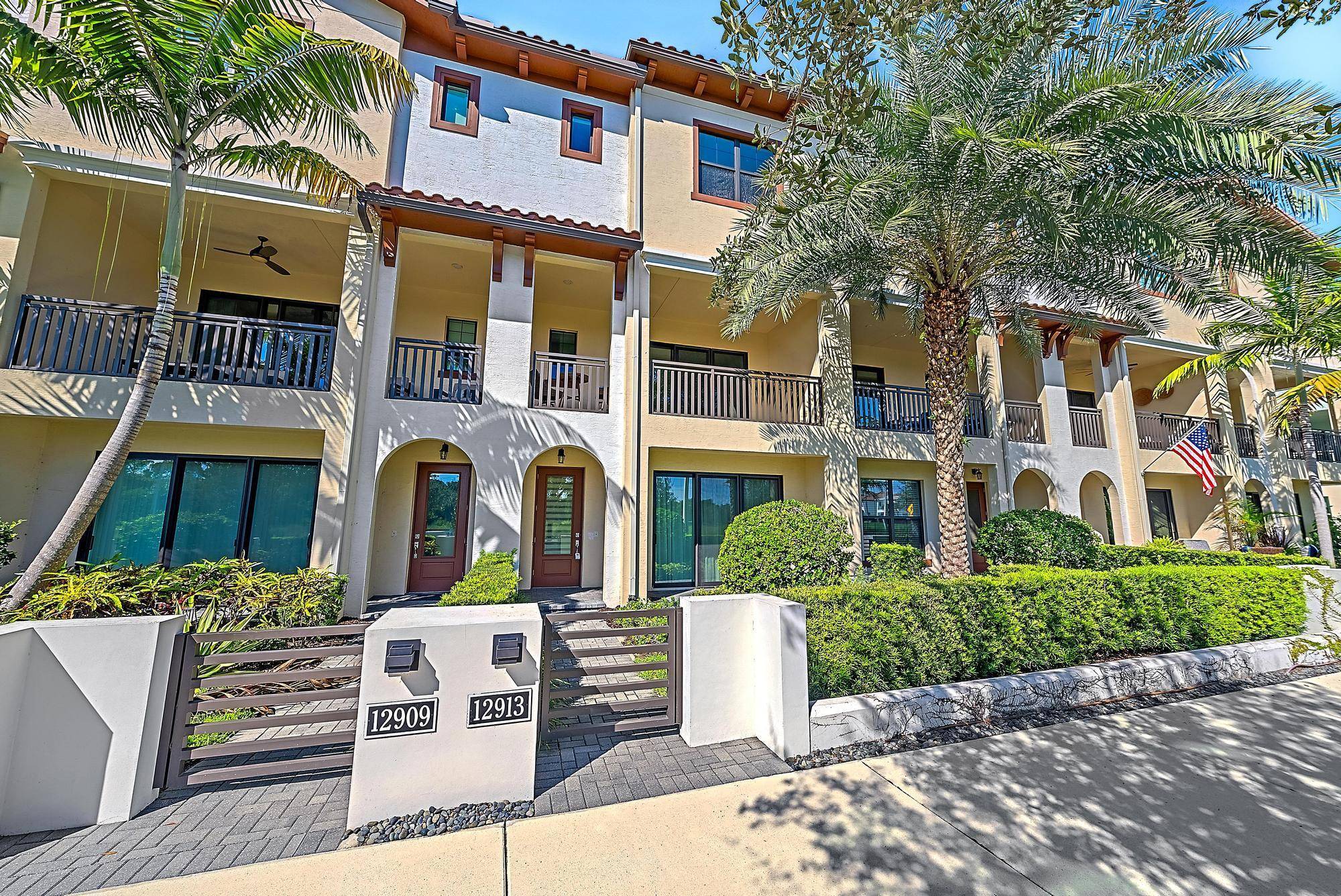 Beautiful FURNISHED UPDATED townhouse located in the heart of Palm Beach Gardens in the sought after community ''Alton'' offers 3 bedrooms a den, 3 1 2 bathrooms and a large ...