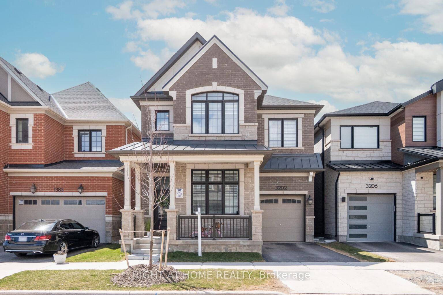 Welcome to 3202 William Cutmore Blvd, a beautifully upgraded 4 bedroom, 4 bathroom home in one of Oakville's most desirable neighborhoods.