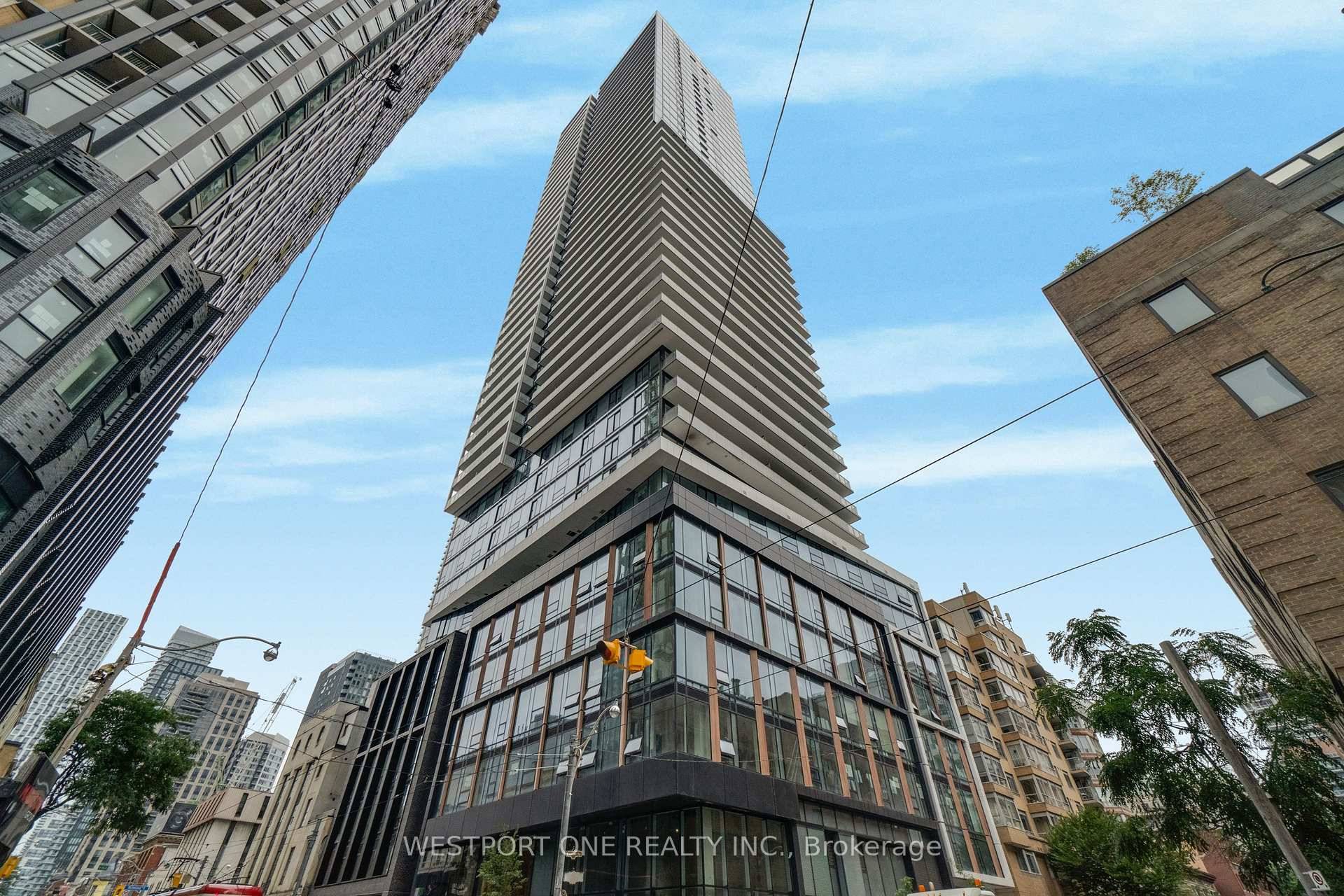 Brand new 1 Den Suite at The Saint by Minto Development, located in the heart of downtown Toronto.
