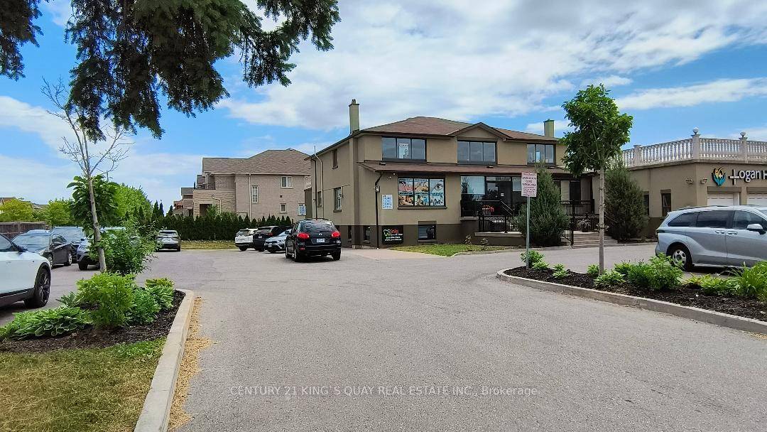 Excellent Location, NE corner of Denison amp ; McCowan, beautiful professional office about 1461 sq ft.
