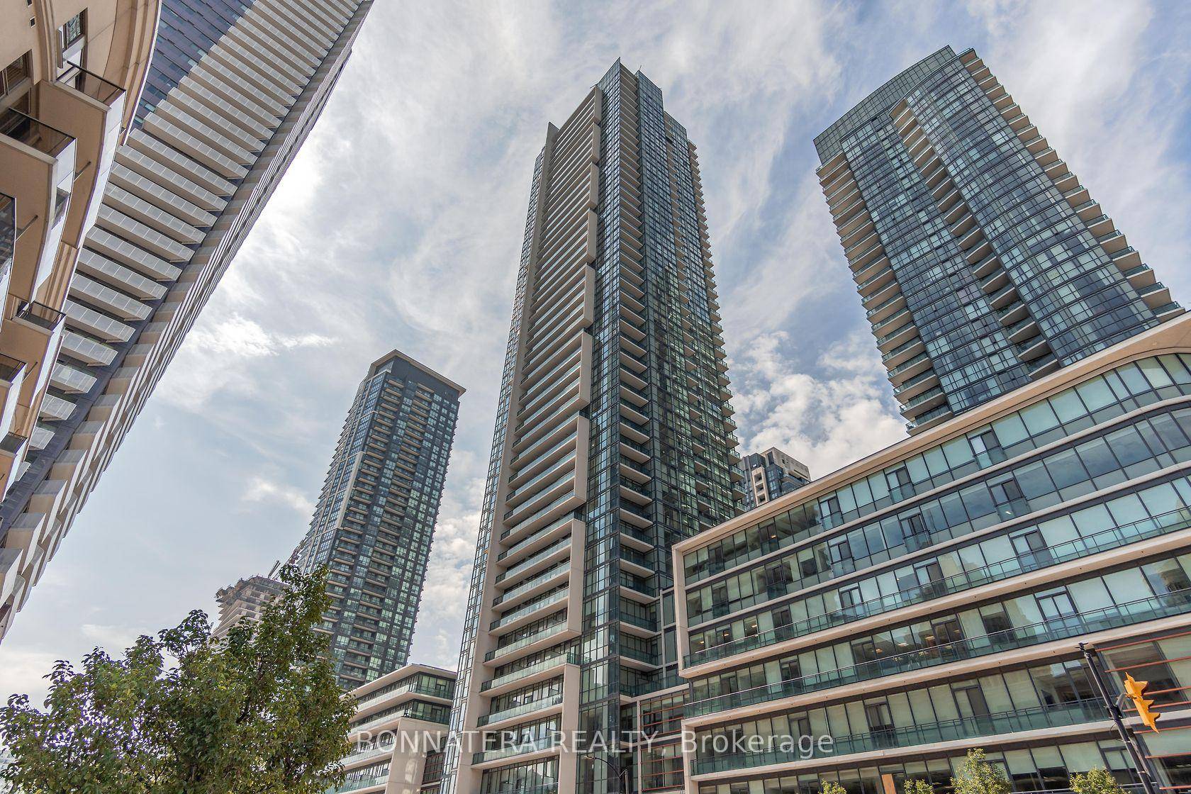 Beautifully sunlit 2 bedroom 2 bathroom corner unit w open concept layout.