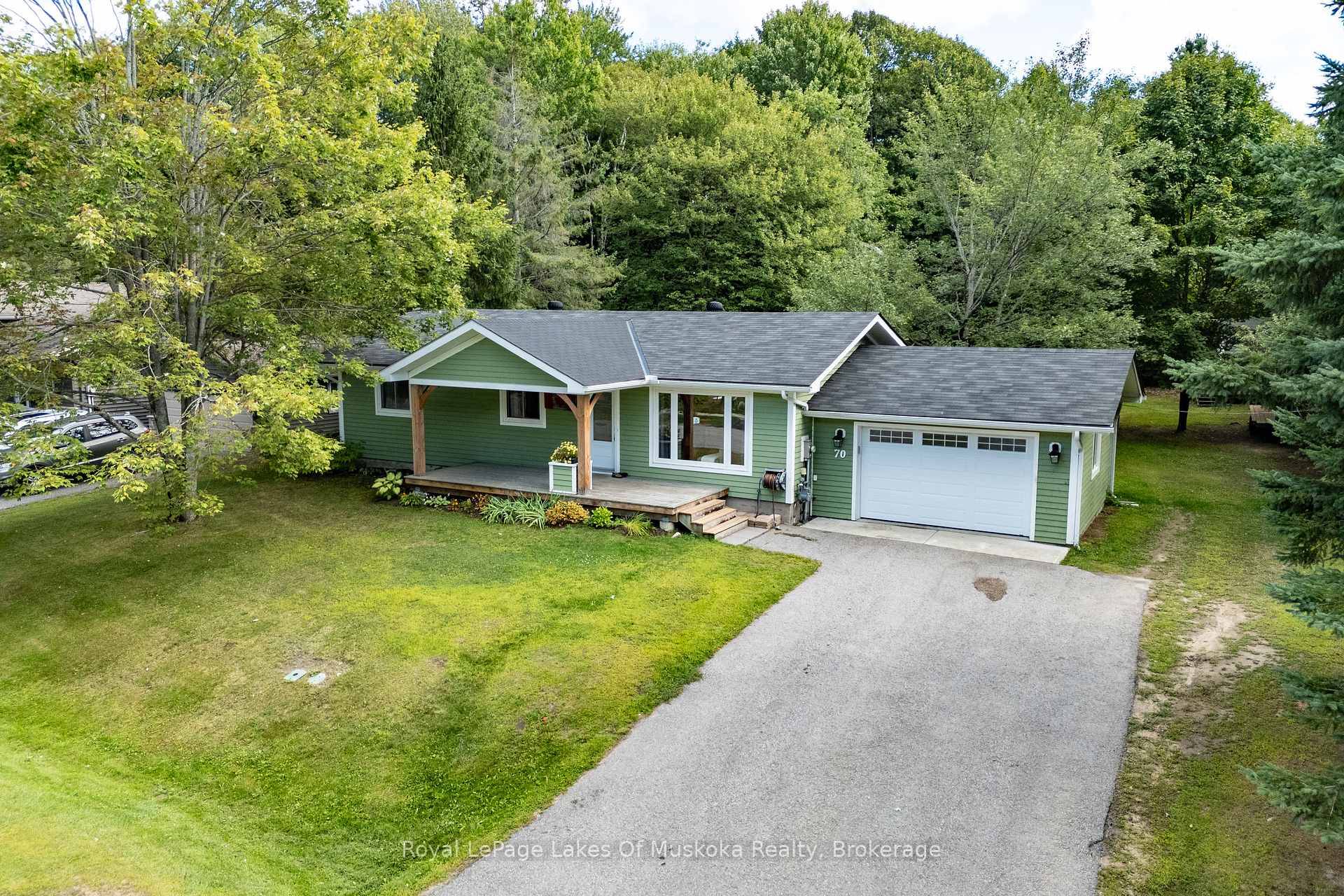 Excellent 3 bedroom, 2 bathroom bungalow located in popular Meadow Heights neighborhood positioned on a large 0.