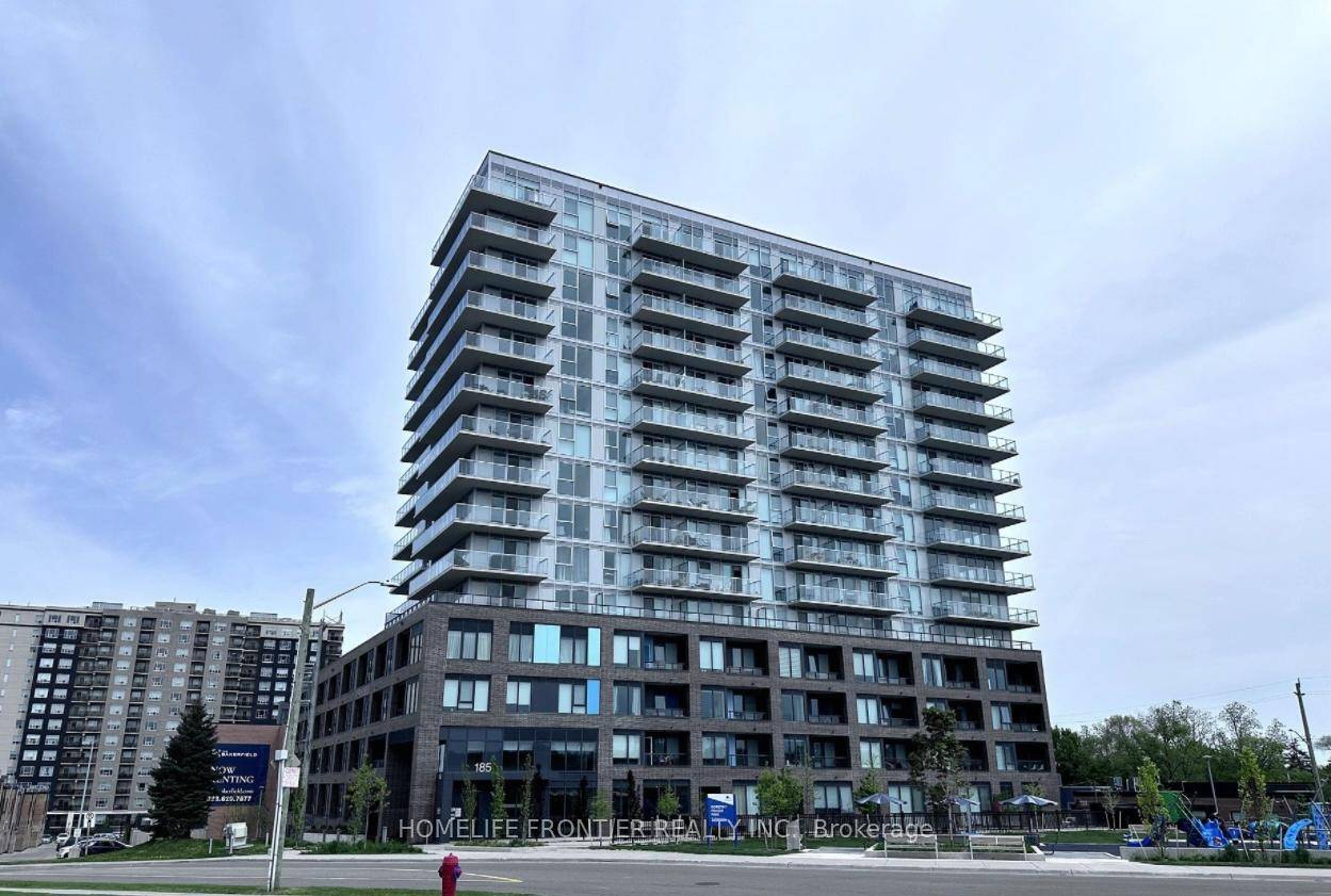 Welcome to Davis Residences, modern condominium located in the heart of Newmarket.