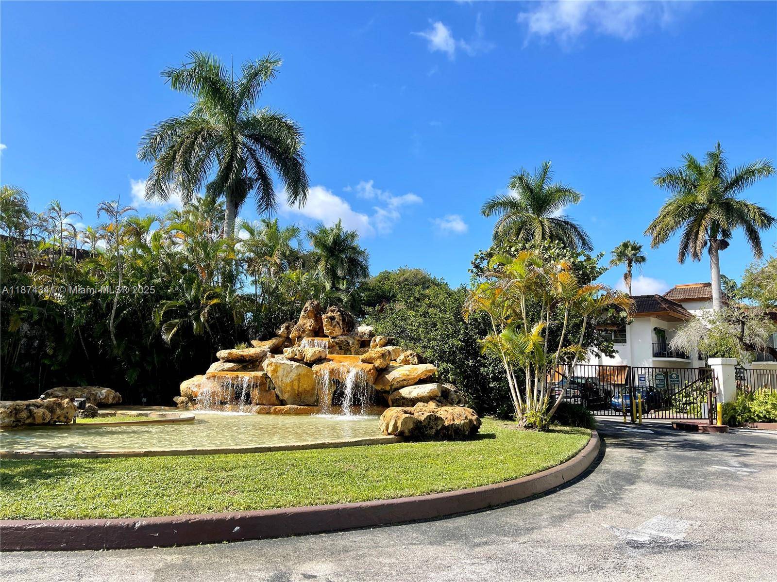 Beautiful apartment for sale in a Prime area.