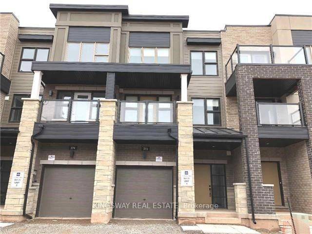 Six year old free huge townhouse with no neighbours behind, nice view overlooking pond.