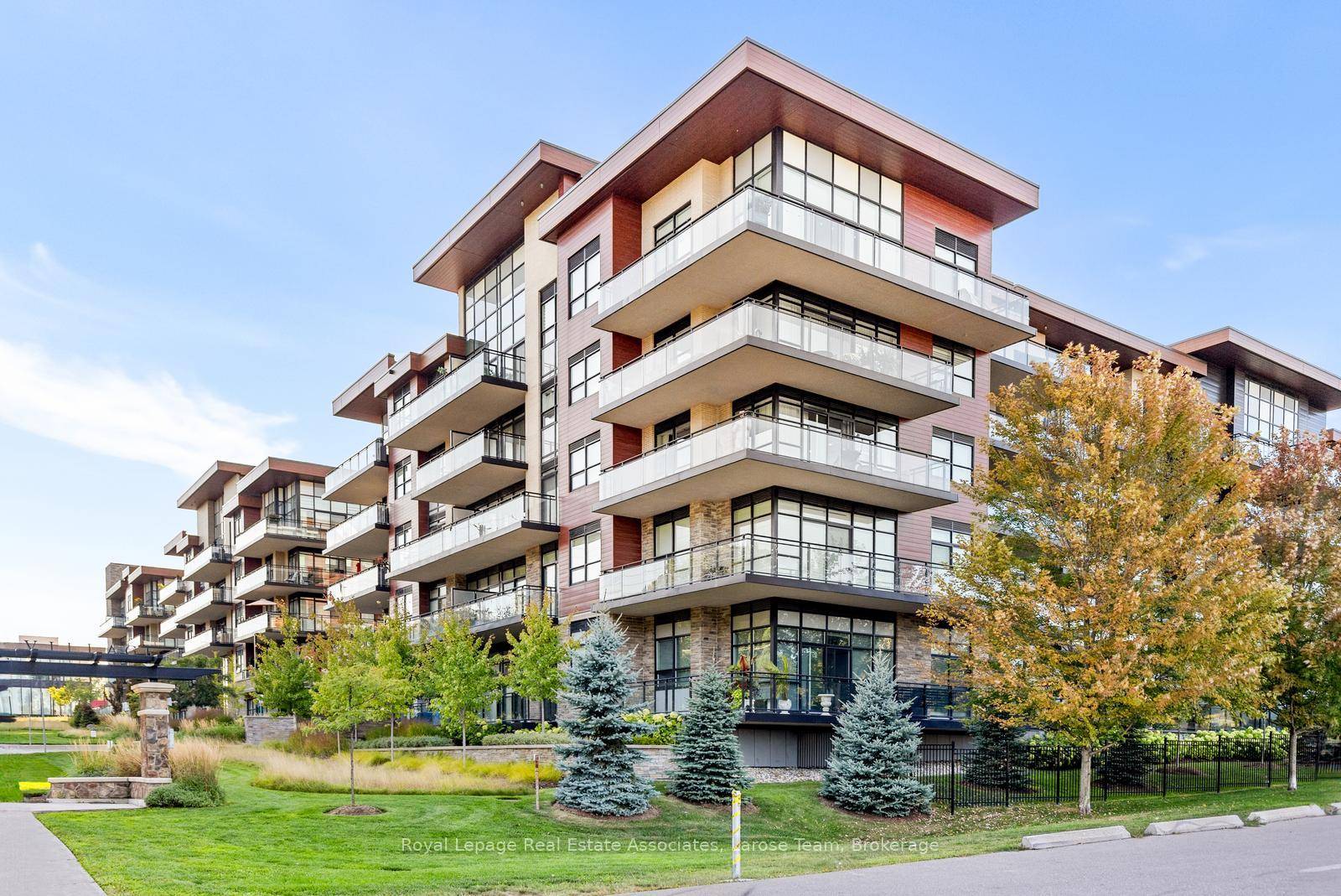 Welcome to 235 1575 Lakeshore Road West at The Craftsman Condominiums !