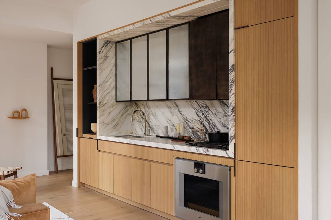 Immediate Occupancy. Introducing Monogram New York, Manhattan's newest collection of luxury residences nestled in the heart of the city's New Midtown at 135 East 47th Street.