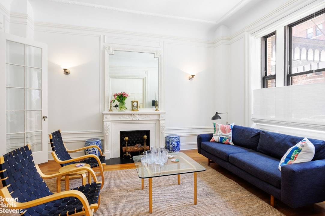 On the Parlor floor of 490 West End Avenue, this classic six room home boasts dramatic 11 foot ceilings, lovely tree lined West End Avenue views and exquisitely preserved prewar ...