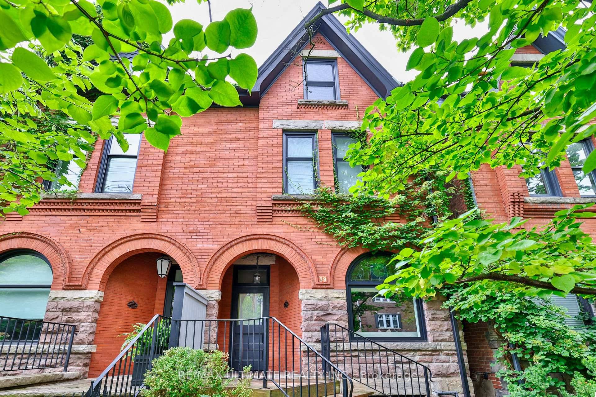 Stunning Heritage Victorian in the heart of Summerhill !