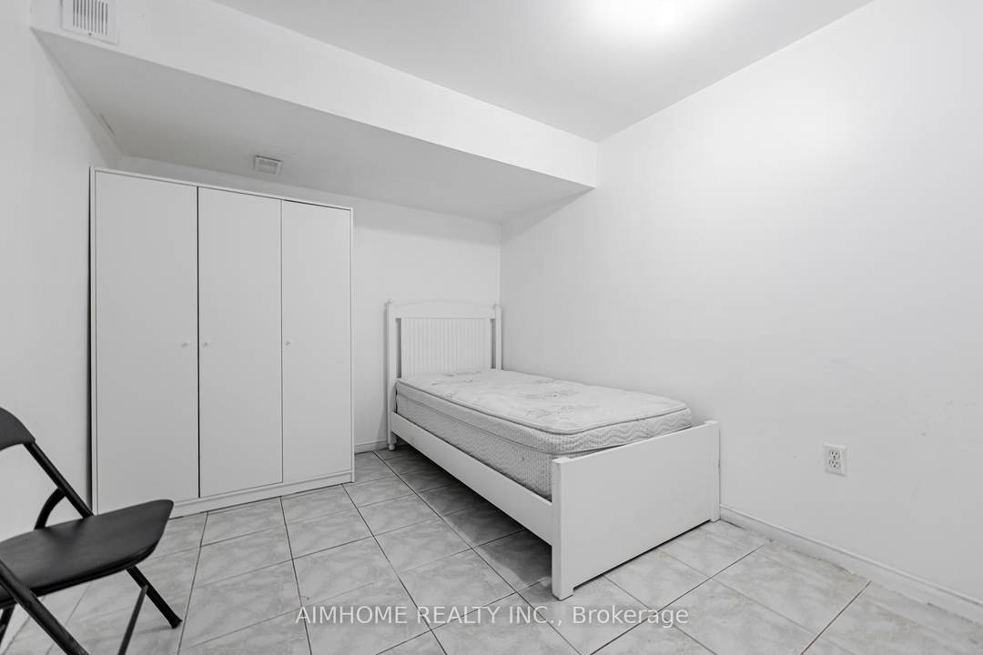 Great location with affordable price !